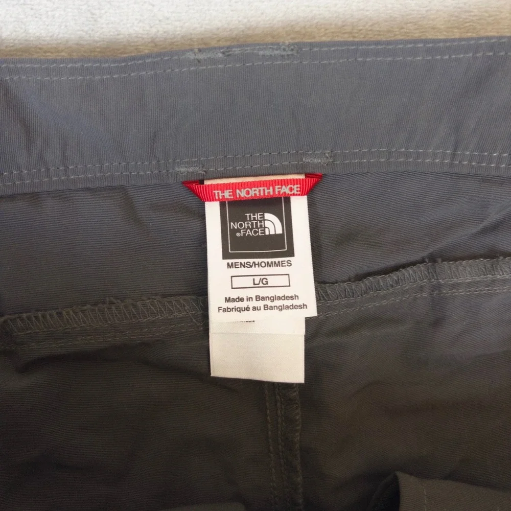The North Face Cargo Shorts Mens L Gray Hiking Outdoor Lightweight Utility